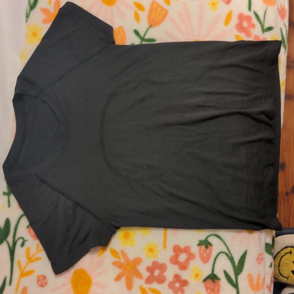 Lululemon Black swiftly tech - Picture 2 of 4